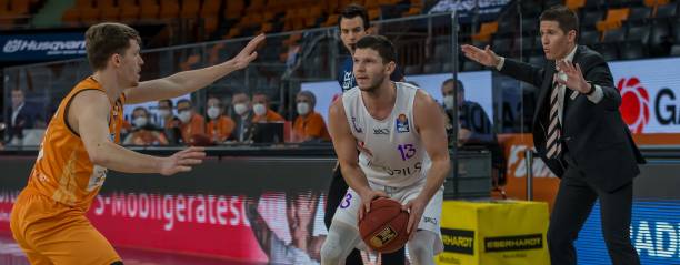 决定球队赛 决定球队赛