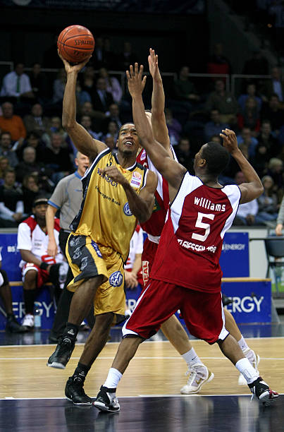 大胆出击是 大胆出击是